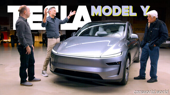 Джей Лено за рулем 2026 Tesla Model Y, скоро появится новая версия | Carscoops